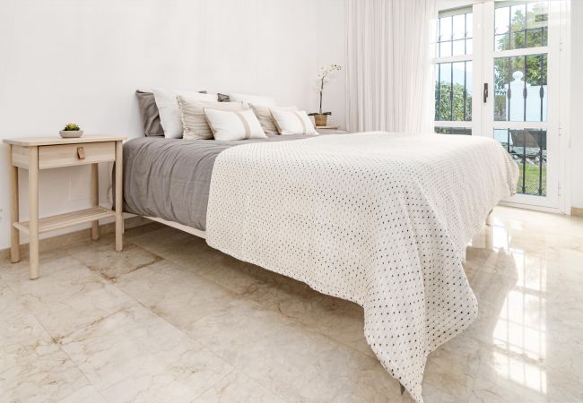 Casa adosada en Nueva andalucia - Aloha Pueblo 1 Casa adosada en Nueva andalucia - Aloha Pueblo 1