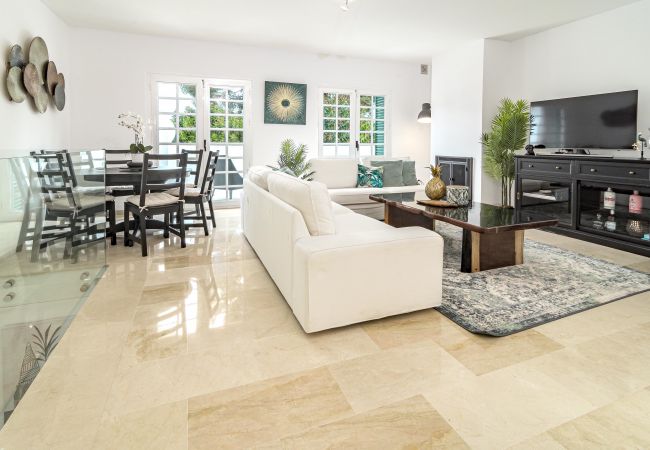 Casa adosada en Nueva andalucia - Aloha Pueblo 1 Casa adosada en Nueva andalucia - Aloha Pueblo 1