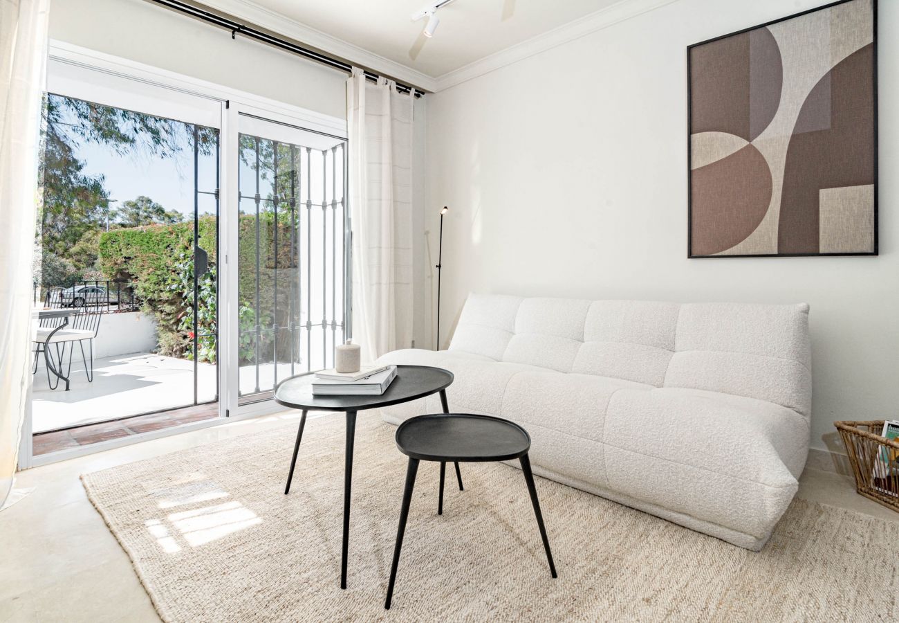 Apartamento en Marbella - Lovely Apartment in Aloha Pueblo Apartamento en Marbella - Lovely Apartment in Aloha Pueblo
