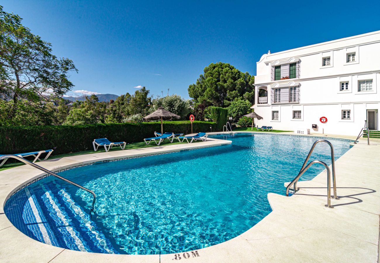 Apartamento en Marbella - Lovely Apartment in Aloha Pueblo Apartamento en Marbella - Lovely Apartment in Aloha Pueblo