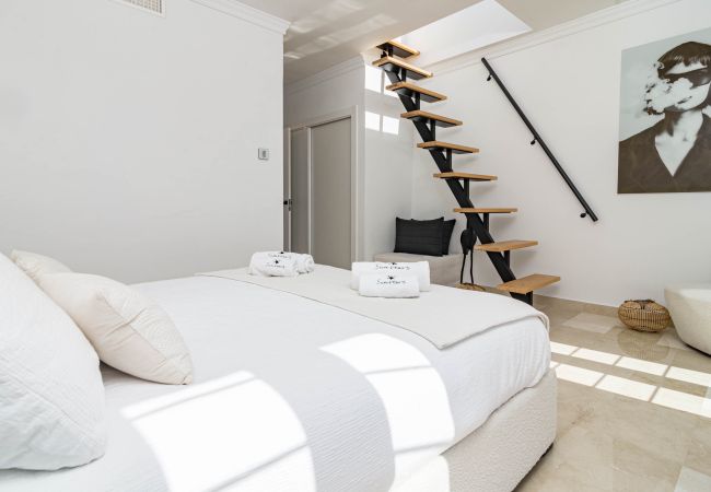 Apartamento en Marbella - Exclusively Modern 2-Bedroom Apartment in Aloha Pueblo Apartamento en Marbella - Exclusively Modern 2-Bedroom Apartment in Aloha Pueblo