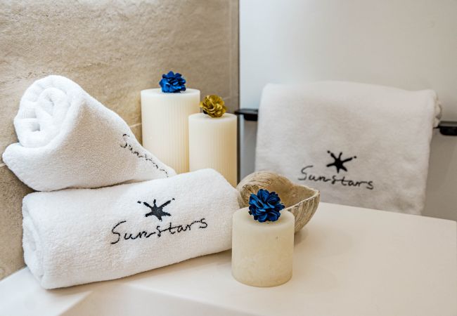 Apartamento en Marbella - Exclusively Modern 2-Bedroom Apartment in Aloha Pueblo Apartamento en Marbella - Exclusively Modern 2-Bedroom Apartment in Aloha Pueblo