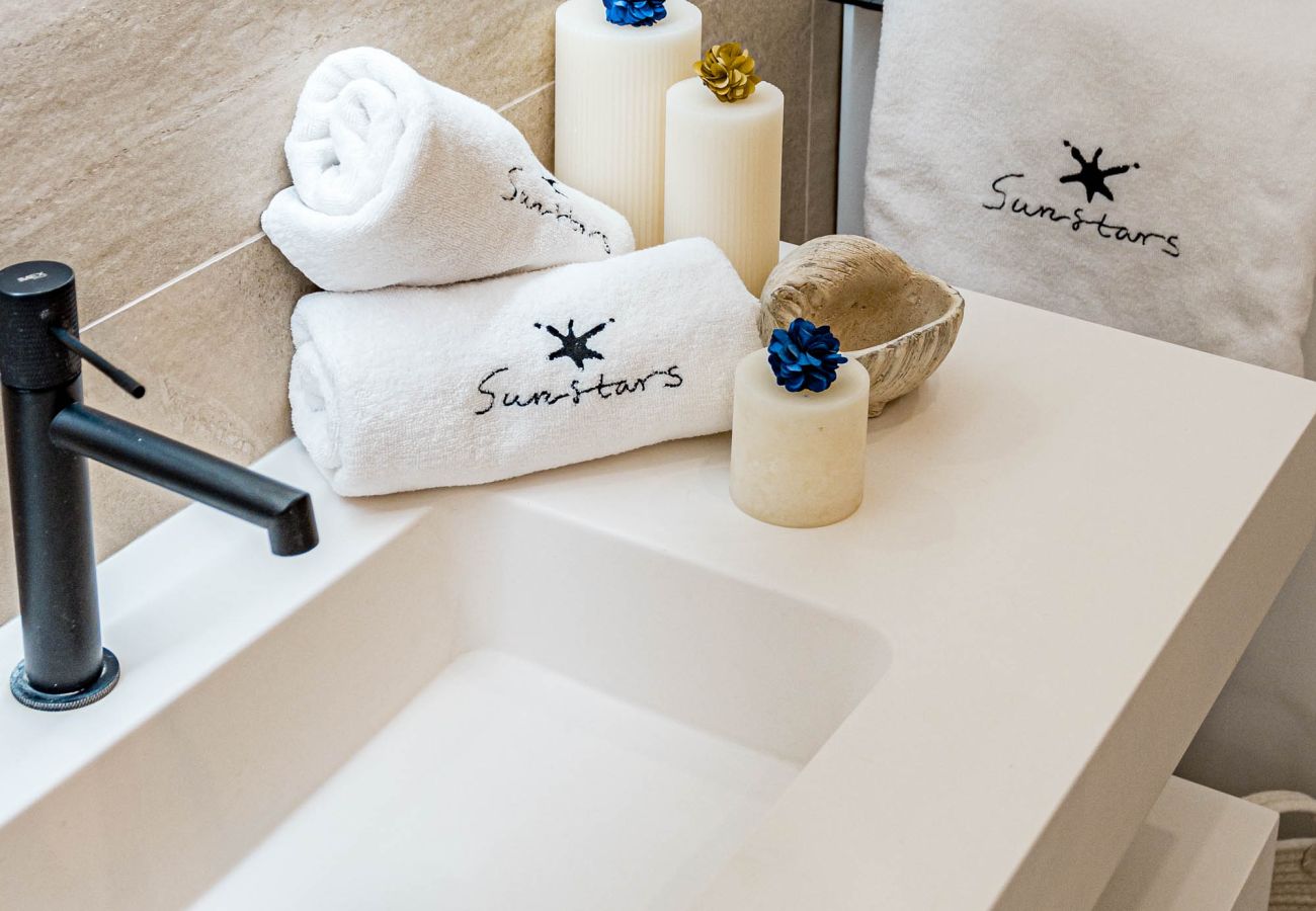 Apartamento en Marbella - Exclusively Modern 2-Bedroom Apartment in Aloha Pueblo Apartamento en Marbella - Exclusively Modern 2-Bedroom Apartment in Aloha Pueblo