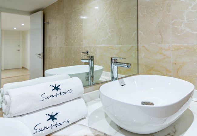 Casa adosada en Nueva andalucia - Huge townhouse in Aloha Pueblo Casa adosada en Nueva andalucia - Huge townhouse in Aloha Pueblo