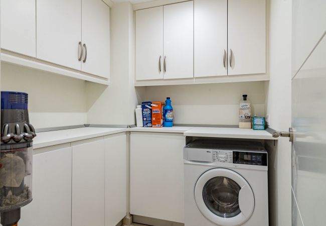 Casa adosada en Nueva andalucia - Huge townhouse in Aloha Pueblo Casa adosada en Nueva andalucia - Huge townhouse in Aloha Pueblo