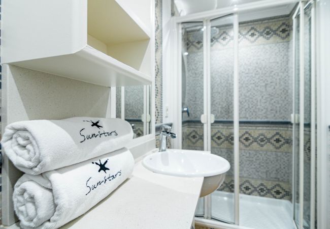 Casa adosada en Nueva andalucia - Huge townhouse in Aloha Pueblo Casa adosada en Nueva andalucia - Huge townhouse in Aloha Pueblo