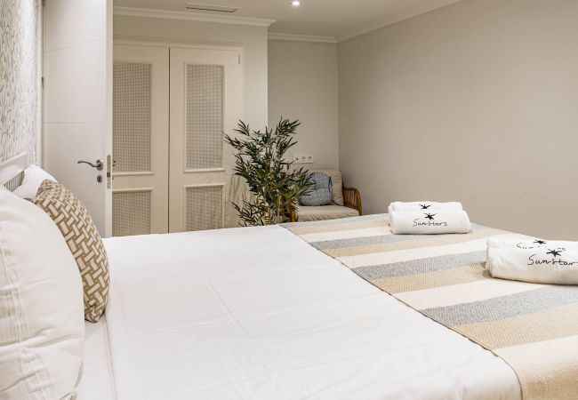 Casa adosada en Nueva andalucia - Huge townhouse in Aloha Pueblo Casa adosada en Nueva andalucia - Huge townhouse in Aloha Pueblo