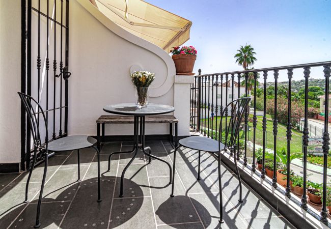 Casa adosada en Nueva andalucia - Huge townhouse in Aloha Pueblo Casa adosada en Nueva andalucia - Huge townhouse in Aloha Pueblo