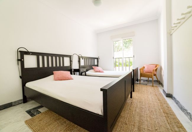 Apartment in Nueva andalucia - Cozy 2 Bedroom Apartment with Amazing Views in Nueva Andalucia  Apartment in Nueva andalucia - Cozy 2 Bedroom Apartment with Amazing Views in Nueva Andalucia