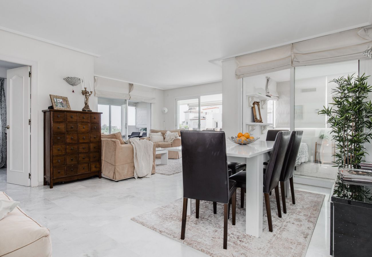 Apartment in Estepona - Lovely apartment close to tennis and activities