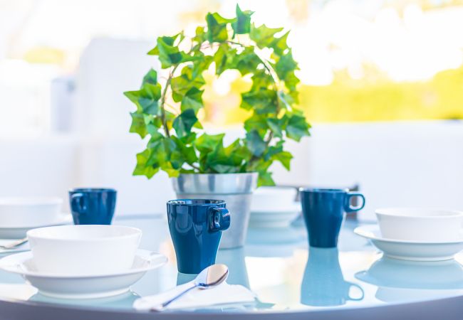 Apartment in Nueva andalucia -  Stylish 3 Bedroom Apartment at the Heart of Nueva Andalucia Close to Centro Plaza Apartment in Nueva andalucia -  Stylish 3 Bedroom Apartment at the Heart of Nueva Andalucia Close to Centro Plaza