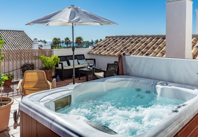 Apartment in San Pedro de Alcántara - Seaside 3 bedroom Penthouse Next to the Beach in San Pedro Apartment in San Pedro de Alcántara - Seaside 3 bedroom Penthouse Next to the Beach in San Pedro