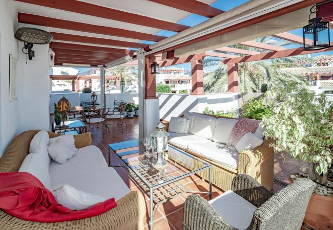 Apartment in San Pedro de Alcántara - Seaside 3 bedroom Penthouse Next to the Beach in San Pedro Apartment in San Pedro de Alcántara - Seaside 3 bedroom Penthouse Next to the Beach in San Pedro