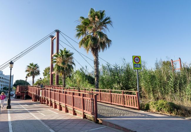 Villa in Nueva andalucia - Captivating Chic Villa in the heart of Nueva Andalucia and walking distance to Puerto Banus  Villa in Nueva andalucia - Captivating Chic Villa in the heart of Nueva Andalucia and walking distance to Puerto Banus