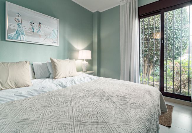 Apartment in Nueva andalucia - Amazing 2-Bedroom Retreat in Nueva Andalucia, Steps from Centro Plaza Apartment in Nueva andalucia - Amazing 2-Bedroom Retreat in Nueva Andalucia, Steps from Centro Plaza
