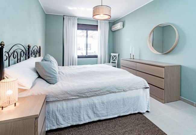 Apartment in Nueva andalucia - Amazing 2-Bedroom Retreat in Nueva Andalucia, Steps from Centro Plaza Apartment in Nueva andalucia - Amazing 2-Bedroom Retreat in Nueva Andalucia, Steps from Centro Plaza