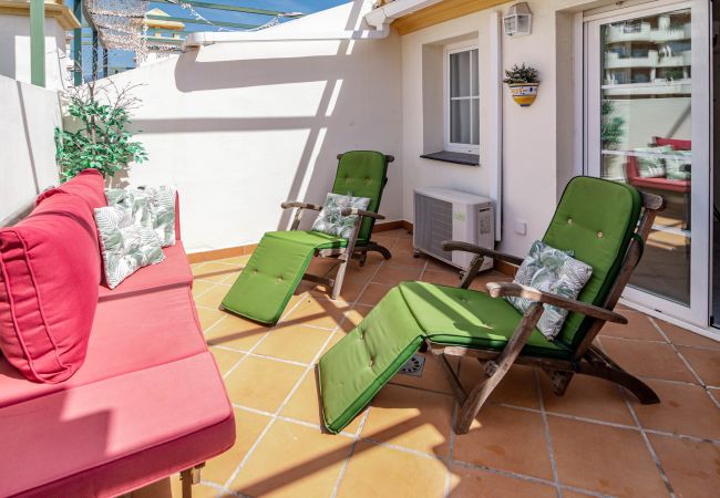 Apartment in Nueva andalucia - Spacious 2 Bedroom Apartment in  Puerto Banus with a Private Terrace and Mountain Views  Apartment in Nueva andalucia - Spacious 2 Bedroom Apartment in  Puerto Banus with a Private Terrace and Mountain Views