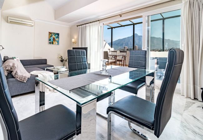 Apartment in Nueva andalucia - Spacious 2 Bedroom Apartment in  Puerto Banus with a Private Terrace and Mountain Views  Apartment in Nueva andalucia - Spacious 2 Bedroom Apartment in  Puerto Banus with a Private Terrace and Mountain Views