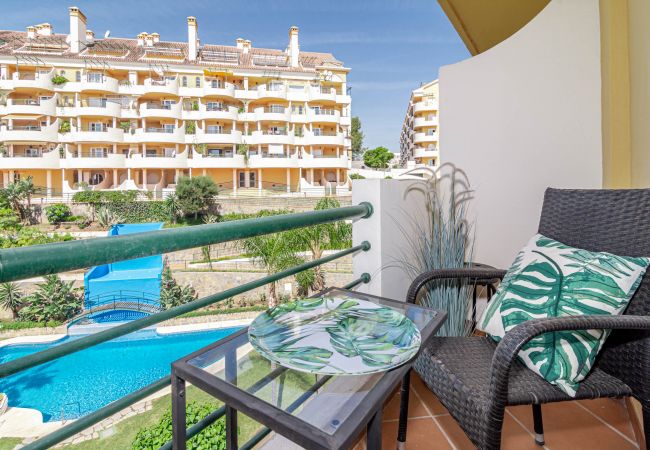 Apartment in Nueva andalucia - Spacious 2 Bedroom Apartment in  Puerto Banus with a Private Terrace and Mountain Views  Apartment in Nueva andalucia - Spacious 2 Bedroom Apartment in  Puerto Banus with a Private Terrace and Mountain Views
