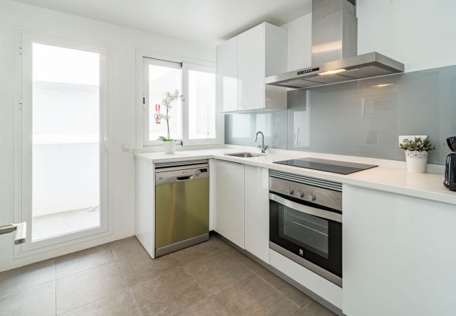 Apartment in Marbella - Captivating 2 Bedroom Apartment in popular Nueva Andalucia close to Centro Plaza Apartment in Marbella - Captivating 2 Bedroom Apartment in popular Nueva Andalucia close to Centro Plaza