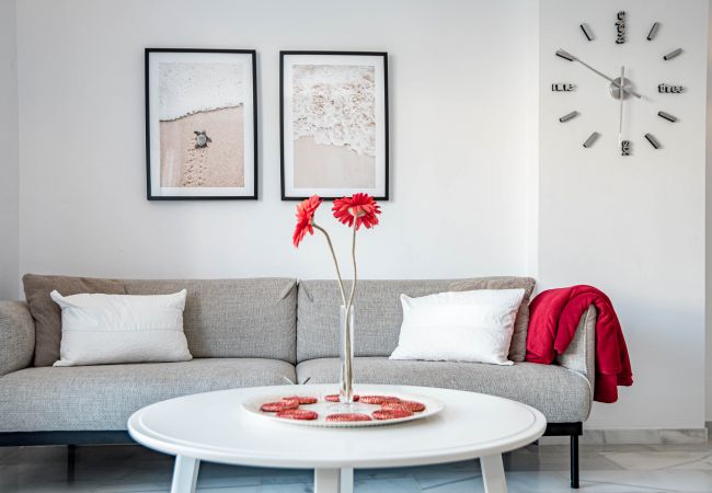 Apartment in Marbella - Captivating 2 Bedroom Apartment in popular Nueva Andalucia close to Centro Plaza Apartment in Marbella - Captivating 2 Bedroom Apartment in popular Nueva Andalucia close to Centro Plaza