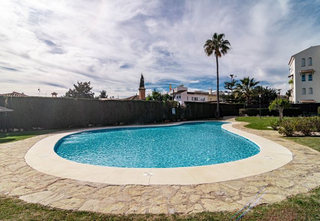 Apartment in San Pedro de Alcántara - Lovely Sunset Getaway in San Pedro 200 m from The Beach  Apartment in San Pedro de Alcántara - Lovely Sunset Getaway in San Pedro 200 m from The Beach