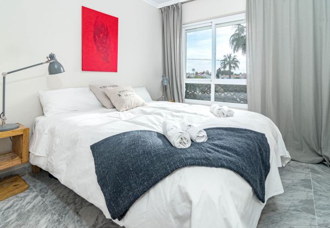 Apartment in San Pedro de Alcántara - Lovely Sunset Getaway in San Pedro 200 m from The Beach  Apartment in San Pedro de Alcántara - Lovely Sunset Getaway in San Pedro 200 m from The Beach