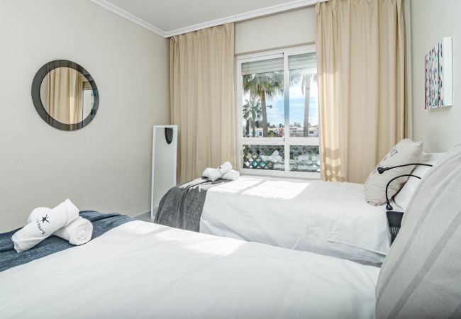 Apartment in San Pedro de Alcántara - Lovely Sunset Getaway in San Pedro 200 m from The Beach  Apartment in San Pedro de Alcántara - Lovely Sunset Getaway in San Pedro 200 m from The Beach