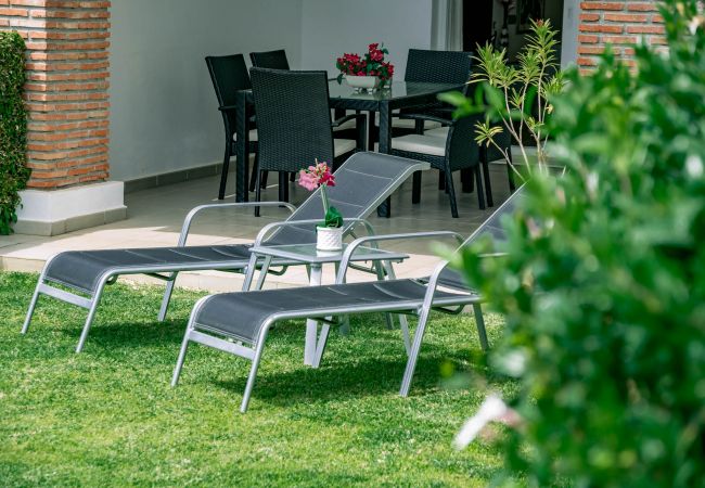 Apartment in Benahavís - Tropical Apartment in Los Arqueros with Mountain Views and Private Garden Apartment in Benahavís - Tropical Apartment in Los Arqueros with Mountain Views and Private Garden