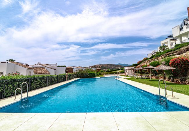 Apartment in Benahavís - Tropical Apartment in Los Arqueros with Mountain Views and Private Garden Apartment in Benahavís - Tropical Apartment in Los Arqueros with Mountain Views and Private Garden