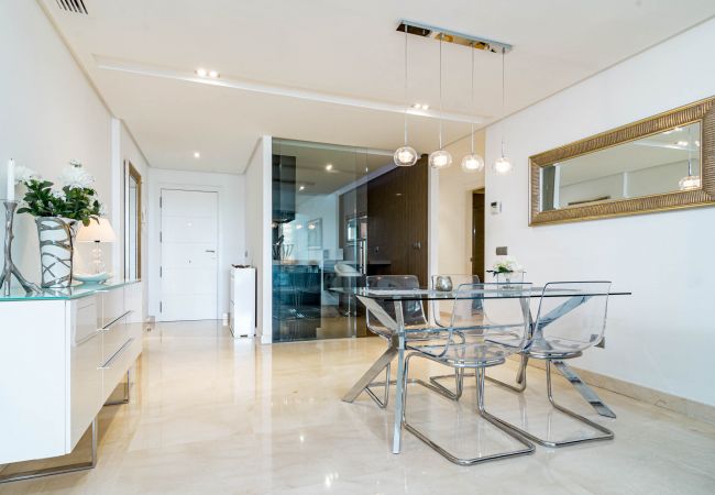 Apartment in Benahavís - Tropical Apartment in Los Arqueros with Mountain Views and Private Garden Apartment in Benahavís - Tropical Apartment in Los Arqueros with Mountain Views and Private Garden