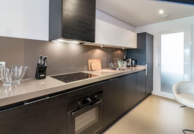 Apartment in Benahavís - Tropical Apartment in Los Arqueros with Mountain Views and Private Garden Apartment in Benahavís - Tropical Apartment in Los Arqueros with Mountain Views and Private Garden