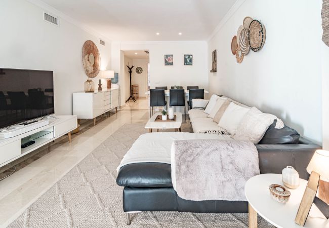 Apartment in San Pedro de Alcántara -  Charming Beachside 3 bedroom apartment in San Pedro Apartment in San Pedro de Alcántara -  Charming Beachside 3 bedroom apartment in San Pedro