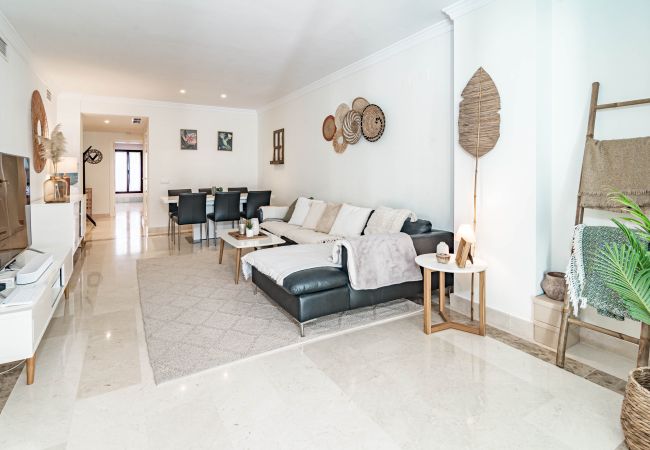 Apartment in San Pedro de Alcántara -  Charming Beachside 3 bedroom apartment in San Pedro Apartment in San Pedro de Alcántara -  Charming Beachside 3 bedroom apartment in San Pedro