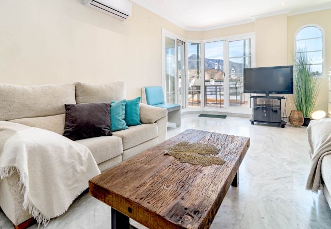 Apartment in Nueva andalucia - Charming 2 bedroom  apartment in Señorío de Aloha close to Centro Plaza, Nueva Andalucia  Apartment in Nueva andalucia - Charming 2 bedroom  apartment in Señorío de Aloha close to Centro Plaza, Nueva Andalucia