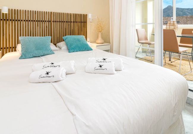 Apartment in Nueva andalucia - Charming 2 bedroom  apartment in Señorío de Aloha close to Centro Plaza, Nueva Andalucia  Apartment in Nueva andalucia - Charming 2 bedroom  apartment in Señorío de Aloha close to Centro Plaza, Nueva Andalucia