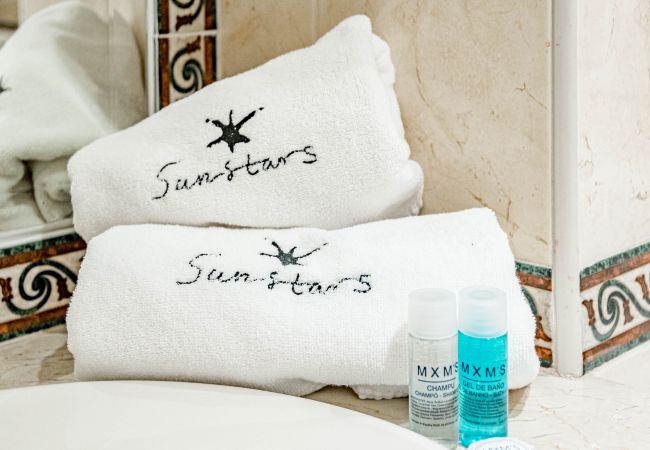 Apartment in Nueva andalucia - Charming 2 bedroom  apartment in Señorío de Aloha close to Centro Plaza, Nueva Andalucia  Apartment in Nueva andalucia - Charming 2 bedroom  apartment in Señorío de Aloha close to Centro Plaza, Nueva Andalucia