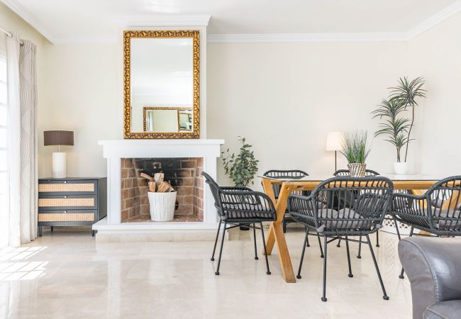 Terraced House in Nueva andalucia - Captivating townhouse with a rooftop terrace  Terraced House in Nueva andalucia - Captivating townhouse with a rooftop terrace