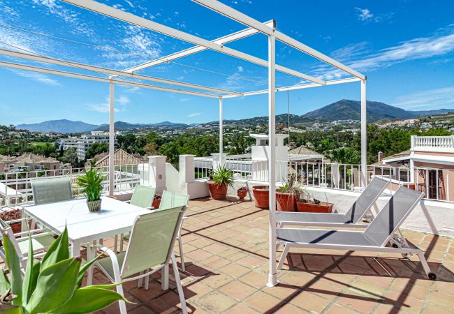 Terraced House in Nueva andalucia - Captivating townhouse with a rooftop terrace  Terraced House in Nueva andalucia - Captivating townhouse with a rooftop terrace