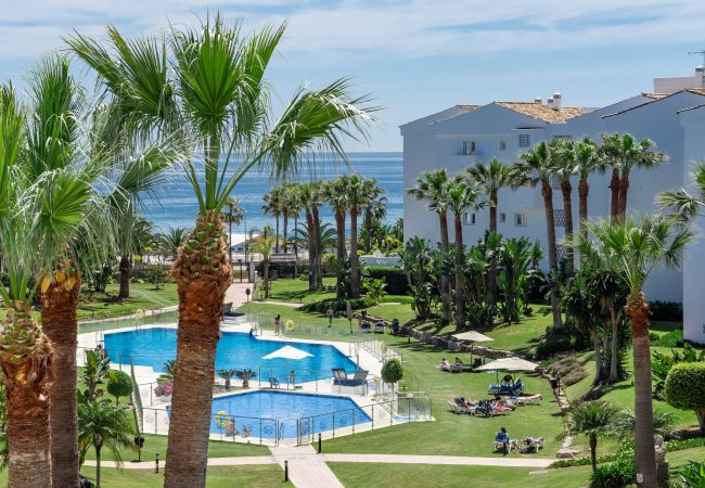 Apartment in Nueva andalucia - Beach front apartment in Puerto Banus Apartment in Nueva andalucia - Beach front apartment in Puerto Banus