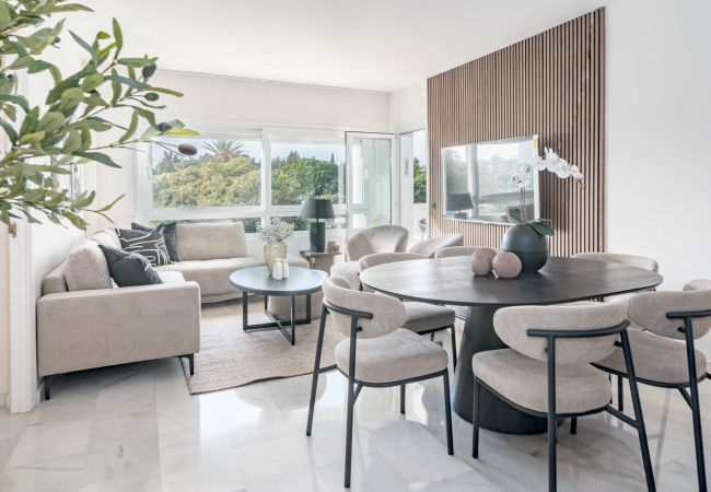 Apartment in Nueva andalucia - Beach front apartment in Puerto Banus Apartment in Nueva andalucia - Beach front apartment in Puerto Banus