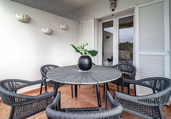 Apartment in Nueva andalucia - Beach front apartment in Puerto Banus Apartment in Nueva andalucia - Beach front apartment in Puerto Banus