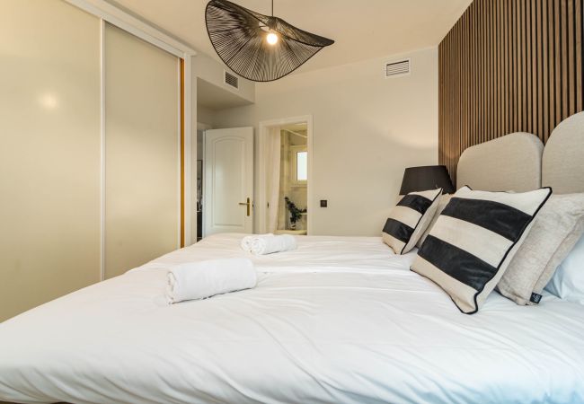 Apartment in Nueva andalucia - Beach front apartment in Puerto Banus Apartment in Nueva andalucia - Beach front apartment in Puerto Banus