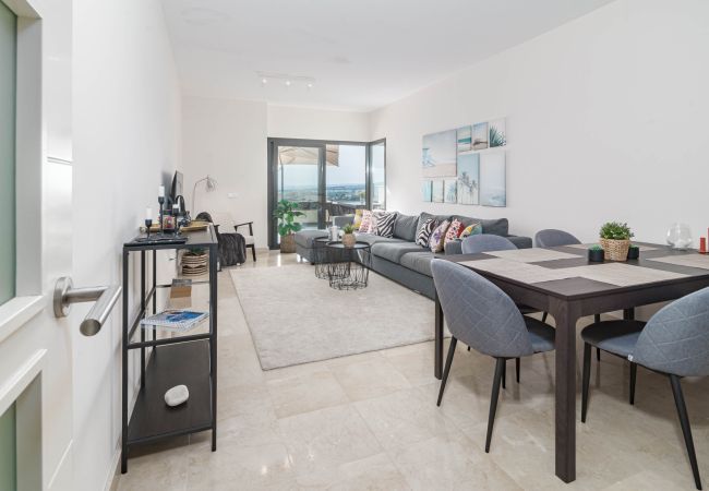 Apartment in Benahavís - Bright apartment with sea views  Apartment in Benahavís - Bright apartment with sea views