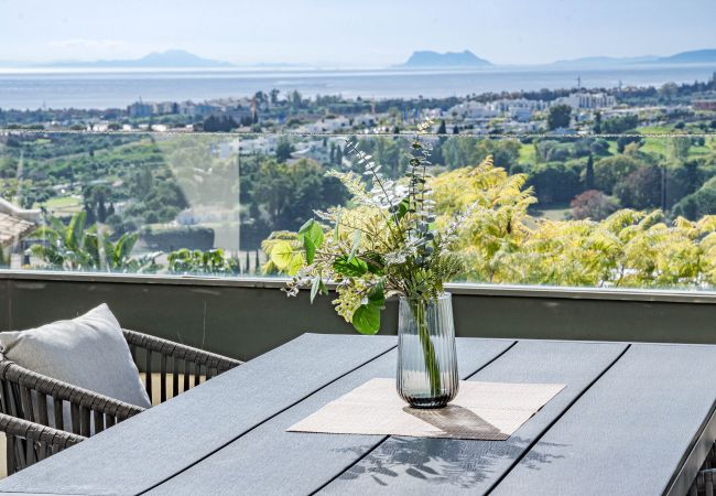 Apartment in Benahavís - Bright apartment with sea views  Apartment in Benahavís - Bright apartment with sea views