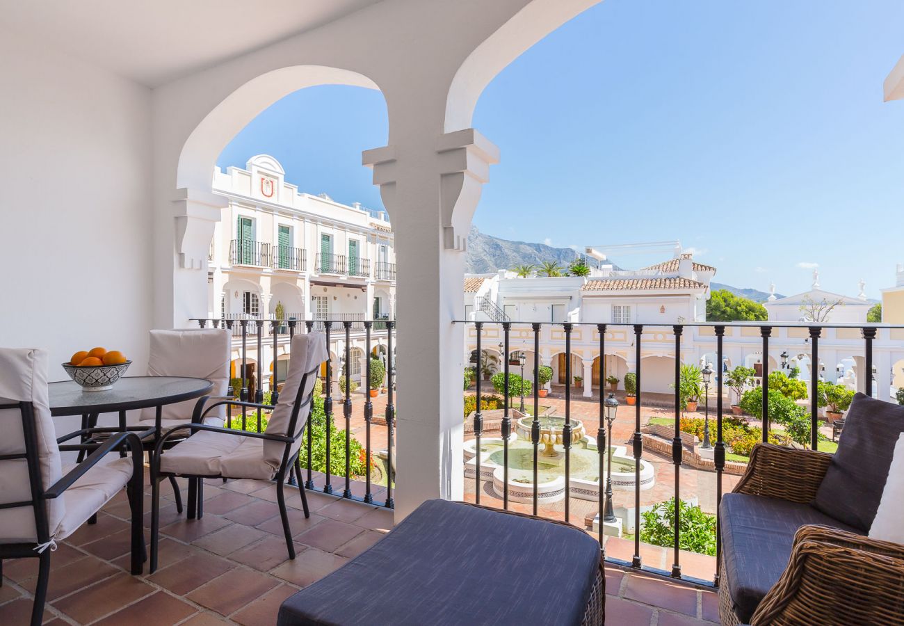 Lägenhet i Nueva andalucia - Penthouse med magisk utsikt över golfbanor, berg och hav