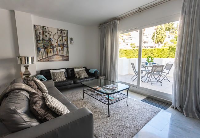 Lägenhet i Nueva andalucia - 3 Bedroom apartment in the heart of Nueva Andalucia Lägenhet i Nueva andalucia - 3 Bedroom apartment in the heart of Nueva Andalucia