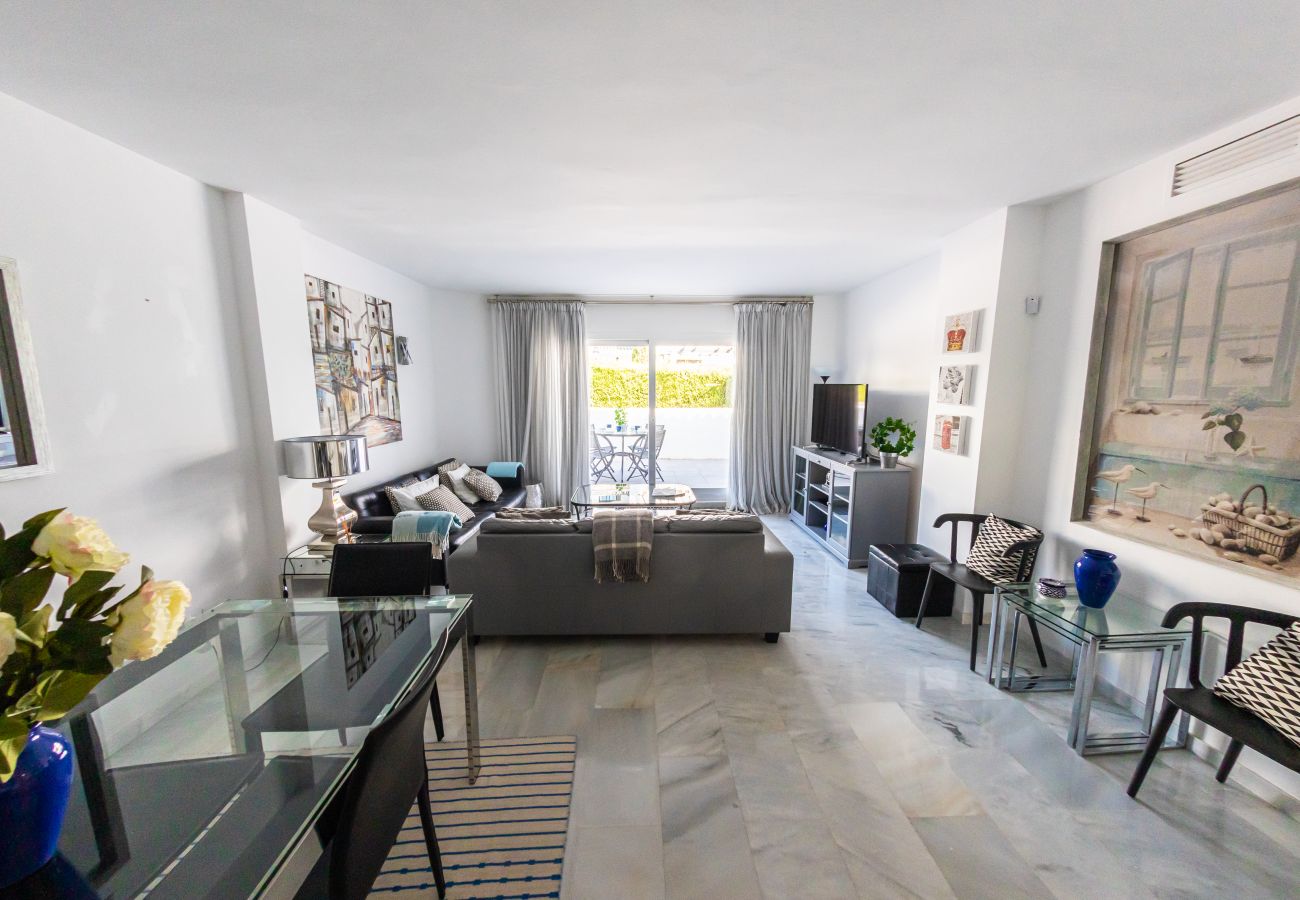 Lägenhet i Nueva andalucia - 3 Bedroom apartment in the heart of Nueva Andalucia Lägenhet i Nueva andalucia - 3 Bedroom apartment in the heart of Nueva Andalucia