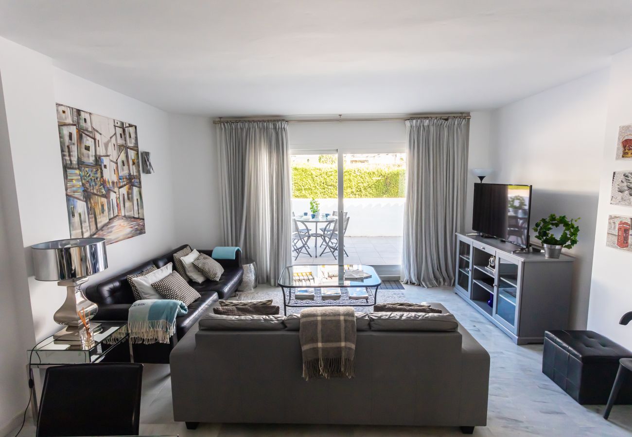 Lägenhet i Nueva andalucia - 3 Bedroom apartment in the heart of Nueva Andalucia Lägenhet i Nueva andalucia - 3 Bedroom apartment in the heart of Nueva Andalucia