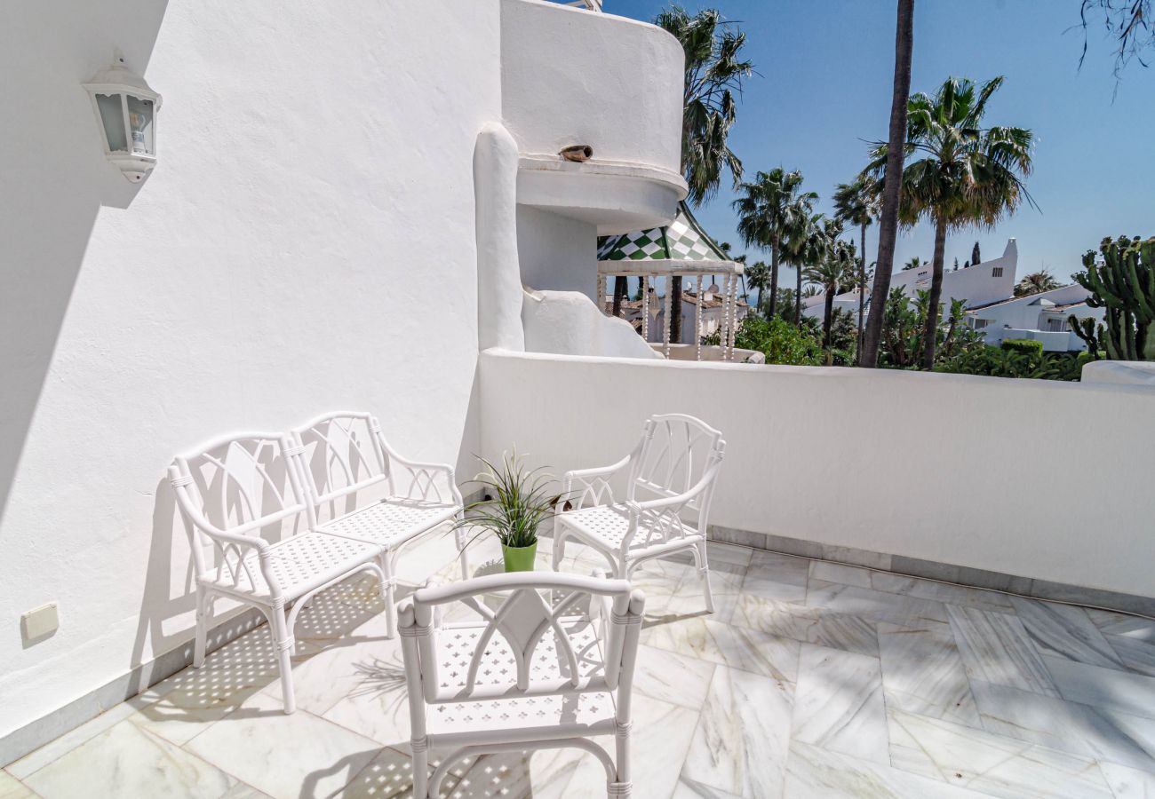 Radhus i Marbella - Superb Townhouse in Camojan Blanco II